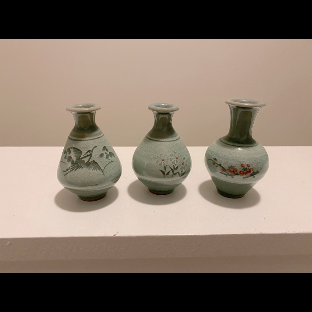 Small vintage vases